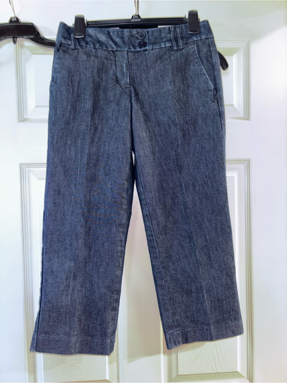Express Women's Gray Cropped Straight-Leg Jeans